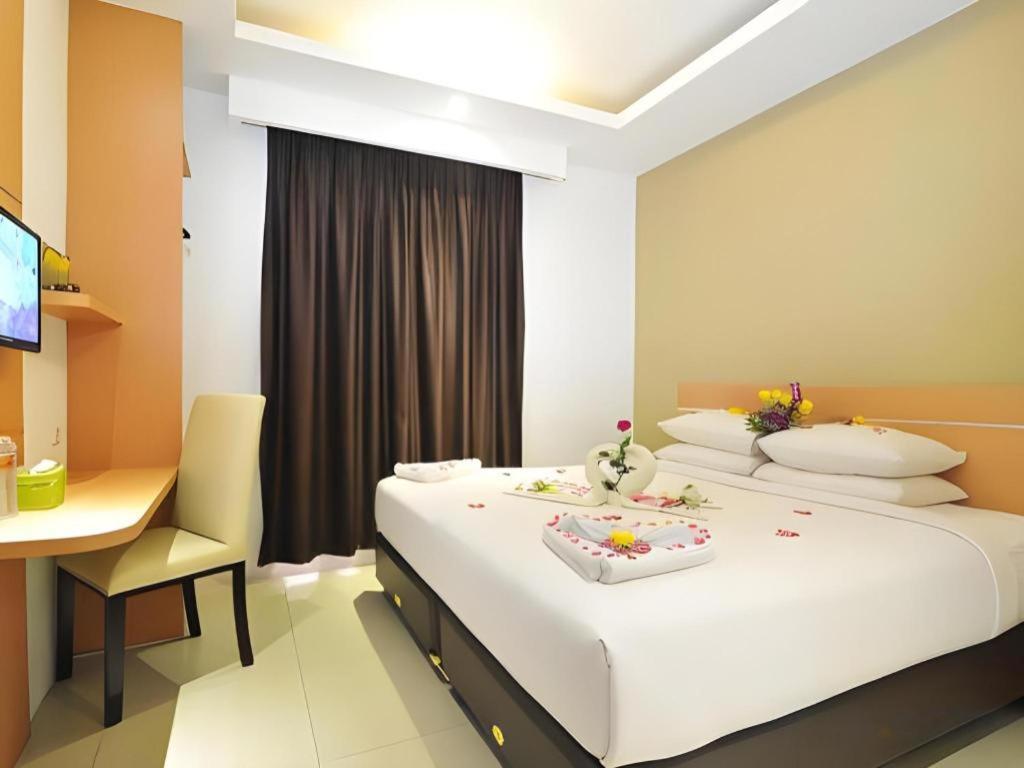 Guest House Nozz Semarang Luaran gambar