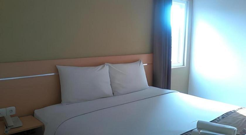 Guest House Nozz Semarang Luaran gambar