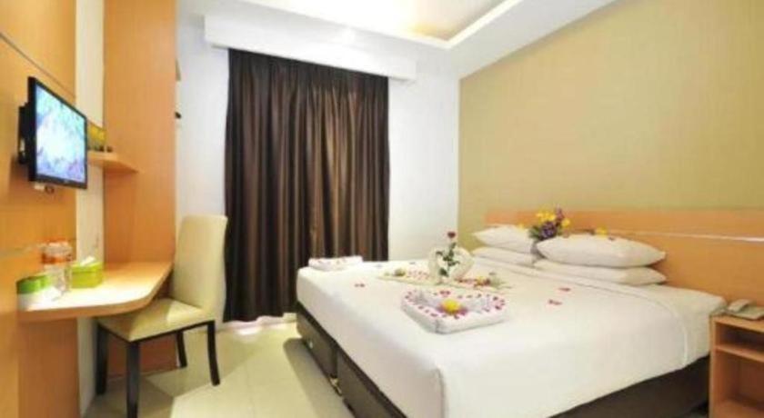 Guest House Nozz Semarang Luaran gambar