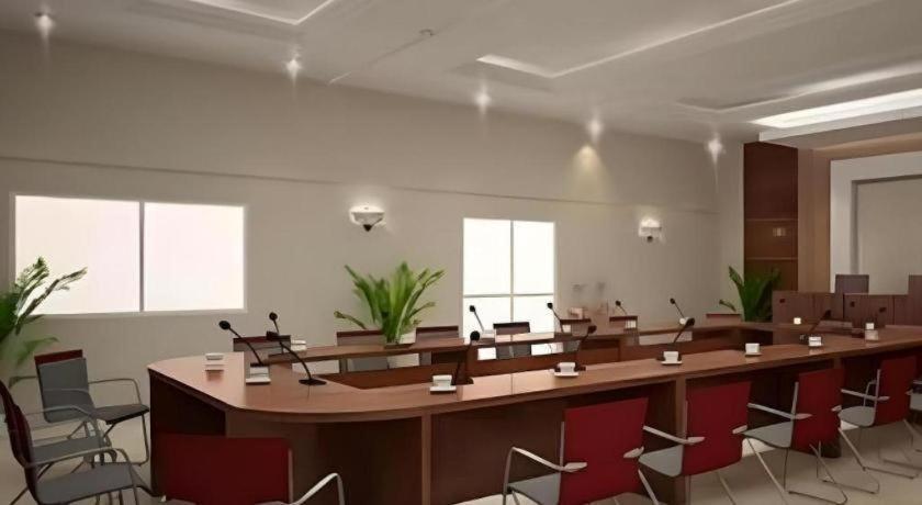 Guest House Nozz Semarang Luaran gambar